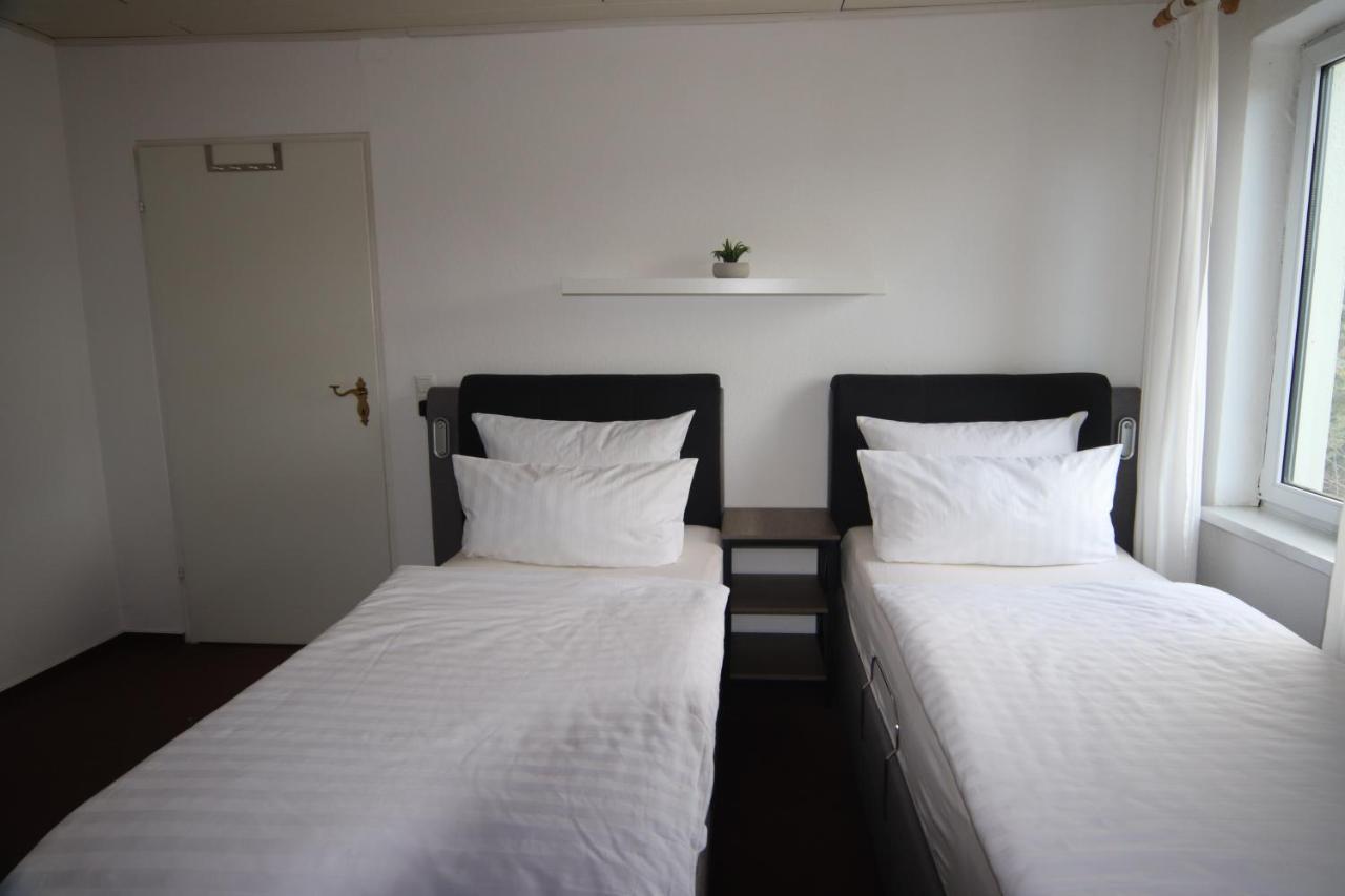 Ruhige Wohnung Mit Terrasse Nur 5 Minuten Zur Mueritz Marienfelde Exterior photo