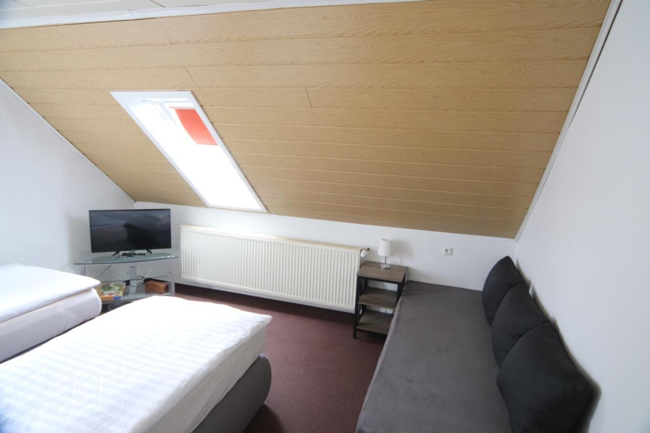 Ruhige Wohnung Mit Terrasse Nur 5 Minuten Zur Mueritz Marienfelde Exterior photo