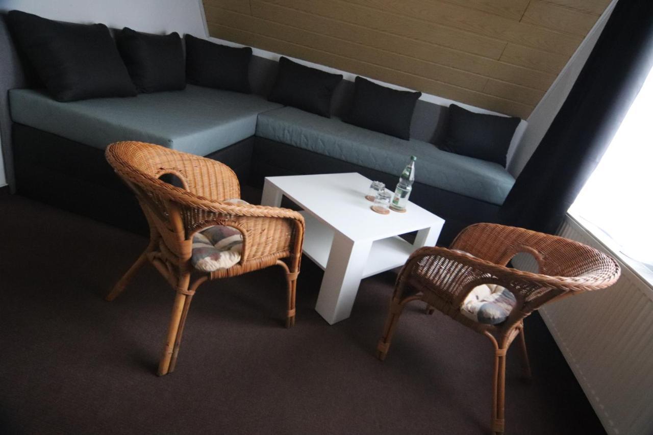 Ruhige Wohnung Mit Terrasse Nur 5 Minuten Zur Mueritz Marienfelde Exterior photo
